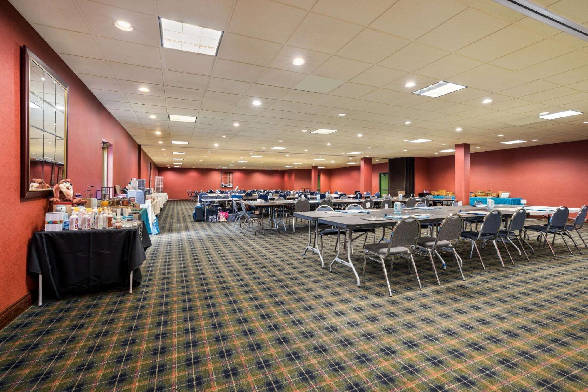 Suburban Studios Syracuse Bagian luar foto